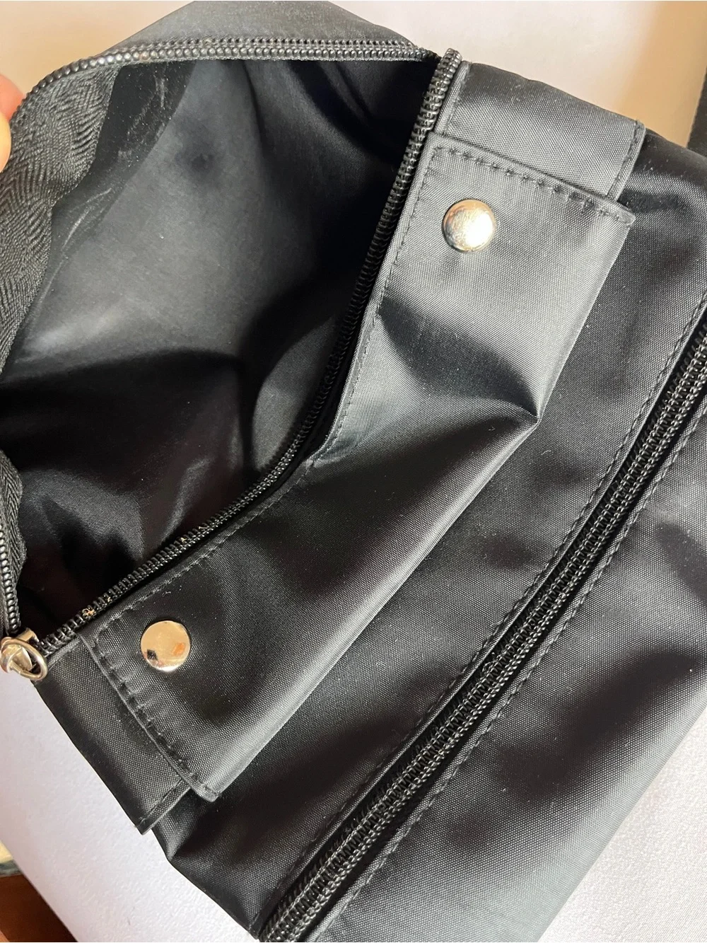 SCANSAFE Black RFID Crossbody Travel Bag Purse Small 8.5